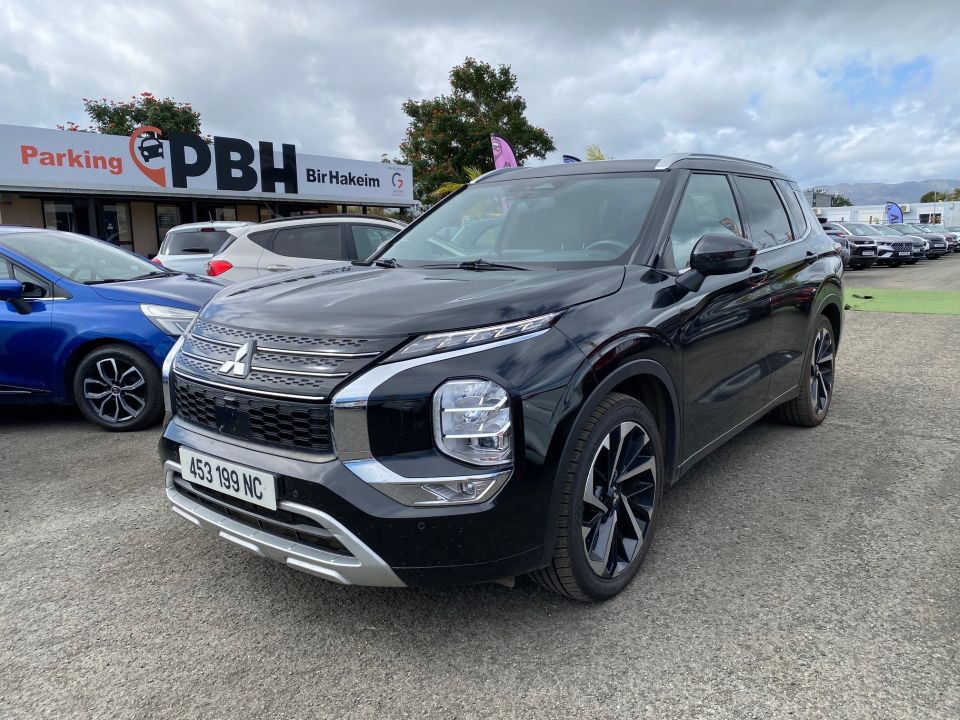 photo MITSUBISHI OUTLANDER